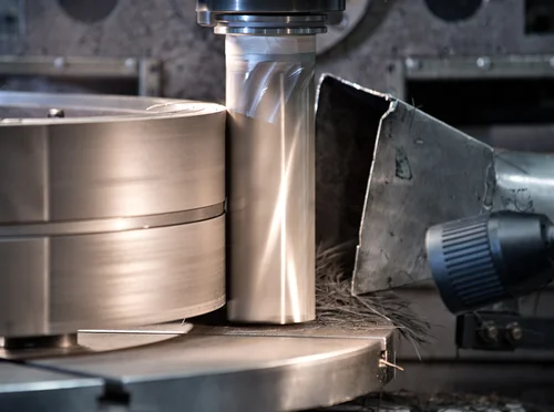 Piston manufacturing - milling process